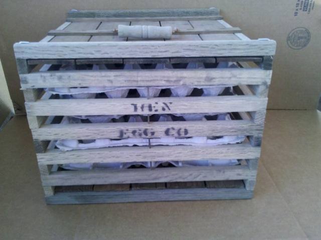 LARGE WOODEN HEN EGG COMPANY CRATE