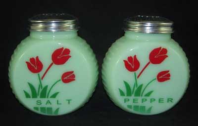 JADE ART DECO RANGE SALT PEPPER SET RED FLOWERS