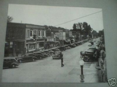 1940'S MAIN STREET PRINT PICTURE