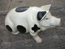 BIG HEAVY CAST IRON SITTING PIG COLLECTIBLE PIGS