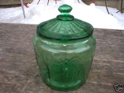 GREEN MINIATURE JAR w/LID GLASS COLLECTIBLE
