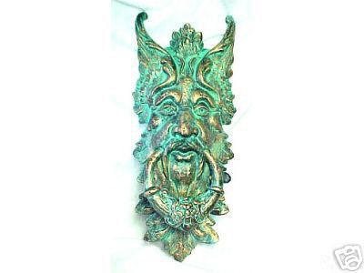 CAST IRON NORTHWIND DOOR KNOCKER IOWA COLLECTIBLE NR