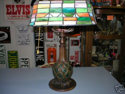 DESK LAMP TIFFANY STAINED GLASS SHADE