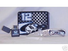 #12 COLLECTOR KNIFE & LIGHTER IN DECORATIVE TIN