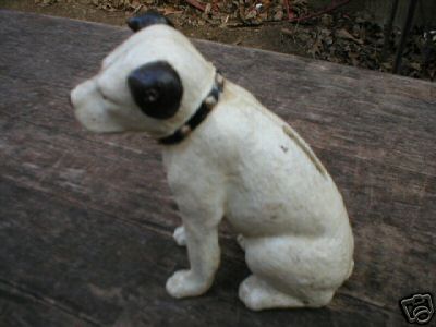 SMALL CAST IRON RCA DOG NIPPER BANK