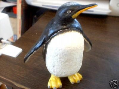 CAST IRON PENGUIN