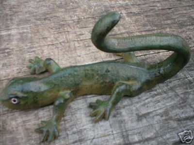 CAST IRON LIZARD IOWA COLLECTORS ITEM NR