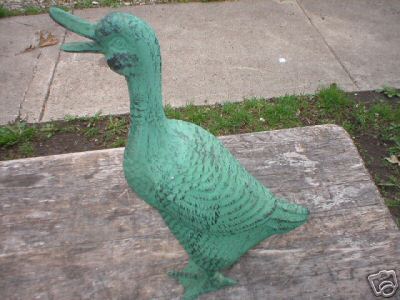 CAST IRON VERDIGRE DUCK