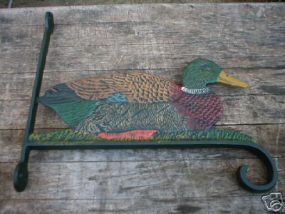 DUCK PLANT HOLDER WALL HANGING BRACKET