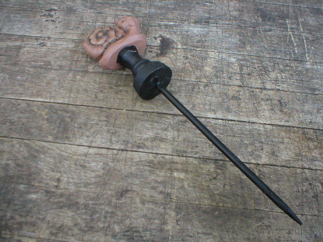 CAST IRON SNAIL HOSE GUIDE