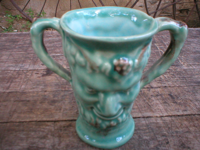 Majolica Etruscan Mug