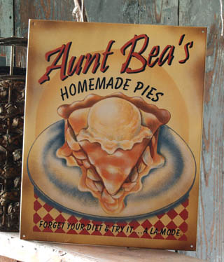 HOMEMADE PIES TIN METAL SIGN