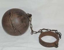 BALL & CHAIN RUSTIC CAST IRON