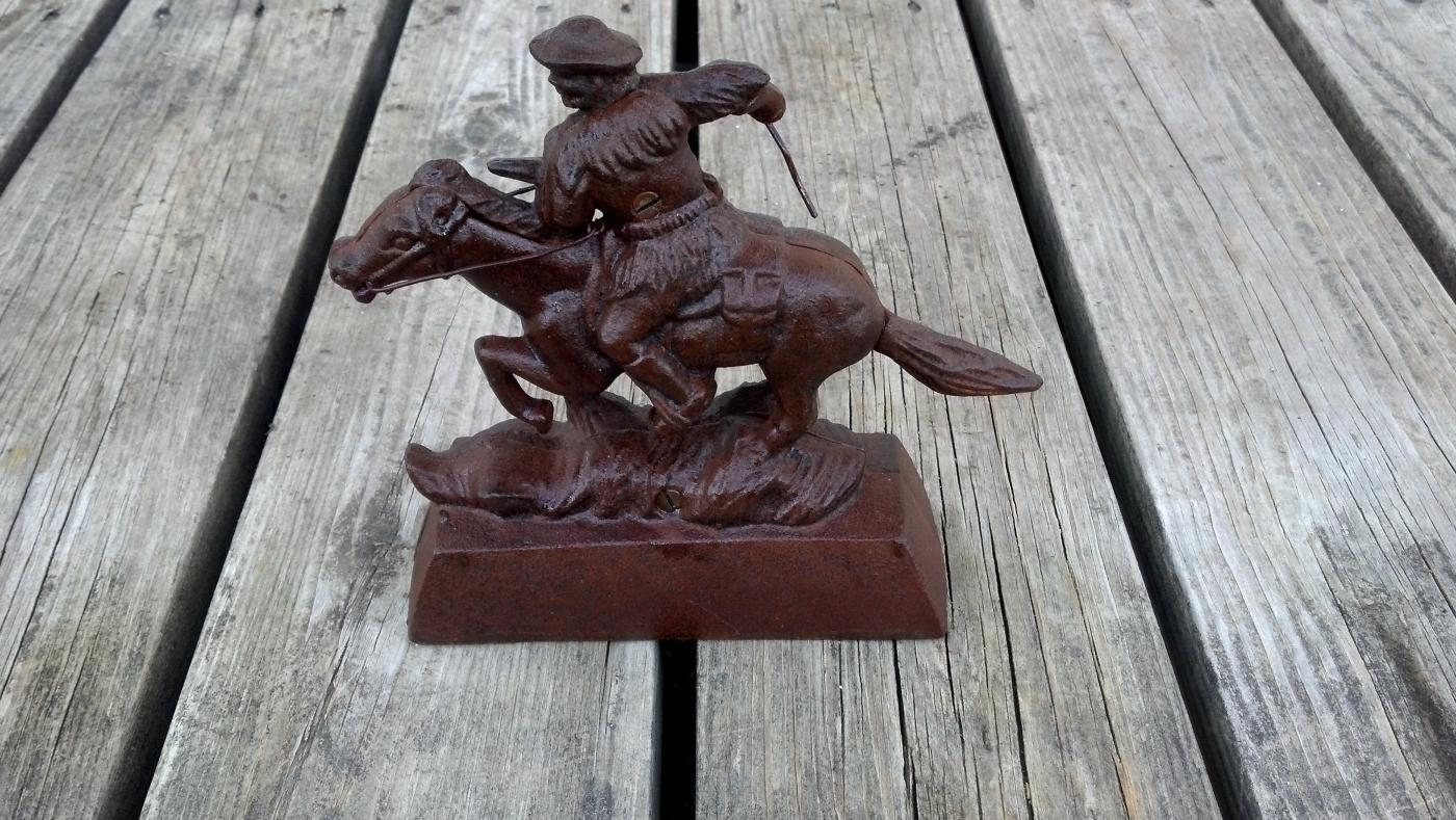 WINCHESTER HORSE RIDER FOUNDRY STATUE CAST IRON COIN BANK METAL UNUSUAL DIFFERENT