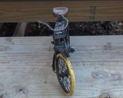 OLD TOY METAL MOTORCYCLE LIVE TO RIDE 1906