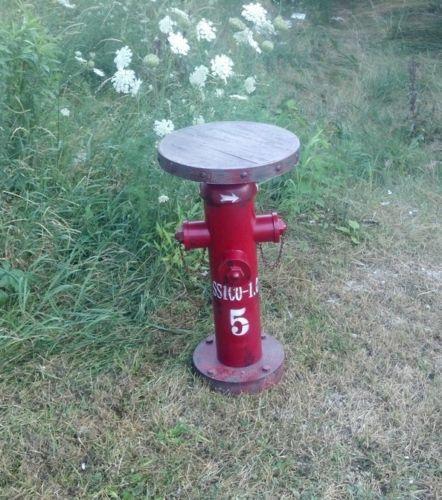 FIREMAN FIRE HYDRANT Round Table
