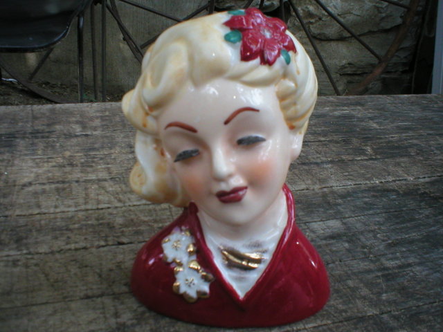 CHRISTMAS POINTSETTIA HAT HEAD VASE, HEADVASE