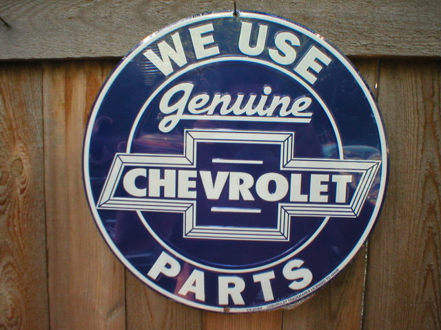 GENUINE CHEVROLET PARTS METAL SIGN