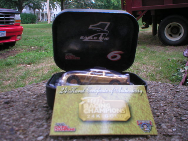 MARK MARTIN EAGLE ONE 1:64 24k GOLD CAR LEATHER CASE