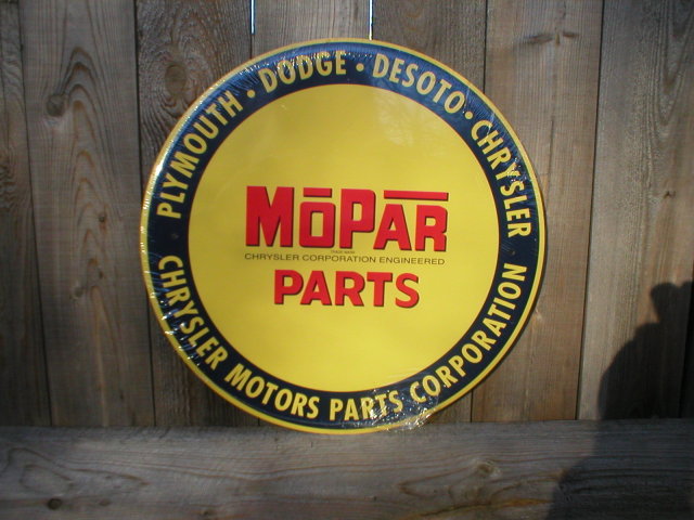 MOPAR PARTS METAL TIN SIGN