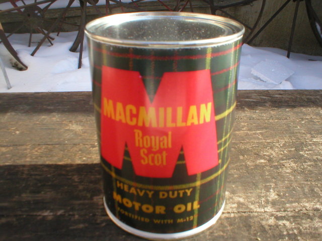 NEW MACMILLAN ROYAL SCOT MOTOR OIL 32 FL. OZ. METAL CAN