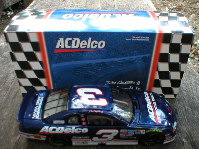 DALE EARNHARDT JR NASCAR 1:24 ACTION DIECAST CAR E