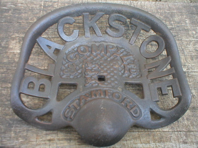 BLACKSTONE CAST IRON TRACTOR SEAT