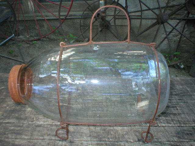 CLEAR GLASS MINNOW CATCHER BAIT TRAP USEFUL CABIN DECOR