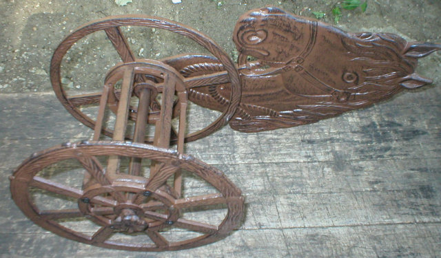 UNIQUE CAST IRON HORSE HOSE REEL HOLDER H
