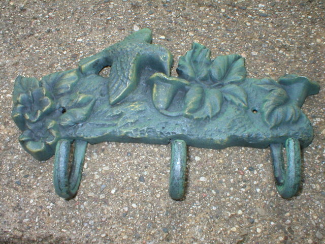 HUMMINGBIRD COATRACK 3 HOOK WALL HANGER H