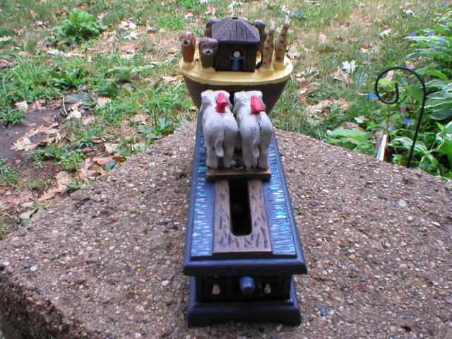 NOAH'S ARK MECHANICAL BANK IRONWARE DECOR N