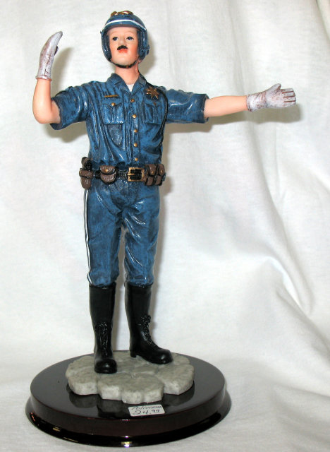 POLICEMAN STATUE HOME OFFICE DECOR P
