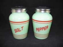 ONE SET JADITE DECORATED SALT & PEPPER SHAKERS J