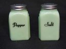 JADE JADITE JADEITE ARCH SALT & PEPPER SET J