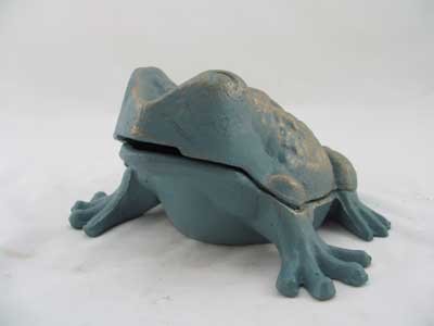 CAST IRON FROG STILL BANK IRONWARE DECOR F