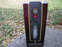 EAGLE GASOLINE DIECAST GAS PUMP E