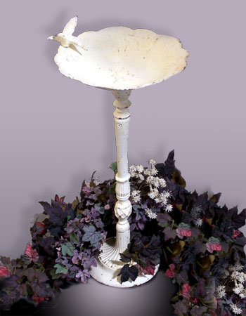 WHITE CAST IRON BIRD BATH PATIO GARDEN DECOR B