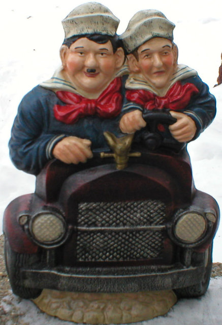 CAST IRON LAUREL AND HARDY DOORSTOP