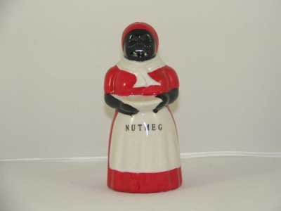 BLACK AMERICANA PORCELAIN HAND PAINTED MAMMY NUTMEG SHAKER