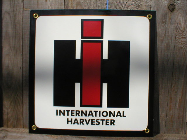 INTERNATIONAL HARVESTER PORCELAIN COAT SIGN RETRO ADV SIGNS