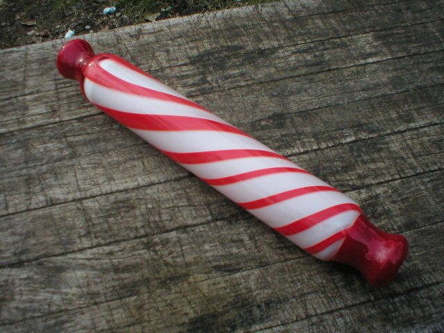 HAND MADE GLASS ROLLING PIN WHITE w/RED SWIRLS