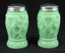 JADE JADITE JADEITE STRAWBERRY DESIGN SALT PEPPER SHAKERS