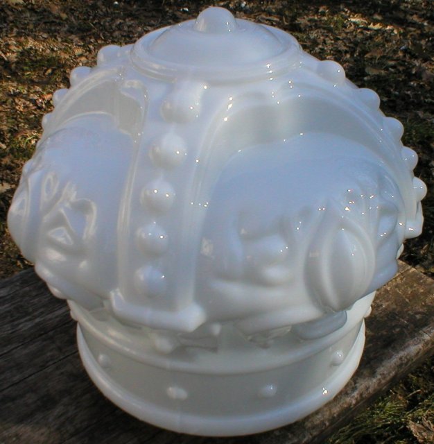WHITE CROWN GASOLINE MILK GLASS GAS PUMP GLOBE