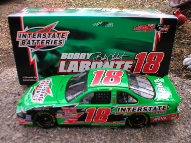 BOBBY LABONTE NASCAR 1:24 ACTION DIECAST CAR E