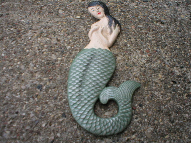 MERMAID BOTTLE OPENER CAST IRON M