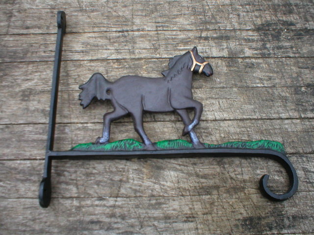 CAST IRON HORSE PLANT HANGER IRONWARE DECOR H