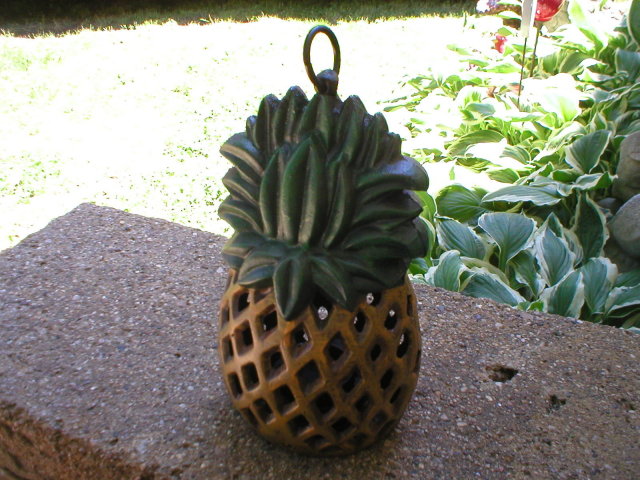 CAST IRON PINEAPPLE CANDLE LANTERN P