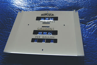 ONE SET OF TWO BOWSER 585 COMPUTER FACES