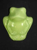 GREEN PORCELAIN FROG WALL POCKET P