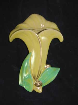 PORCELAIN YELLOW LILY WALL POCKET P